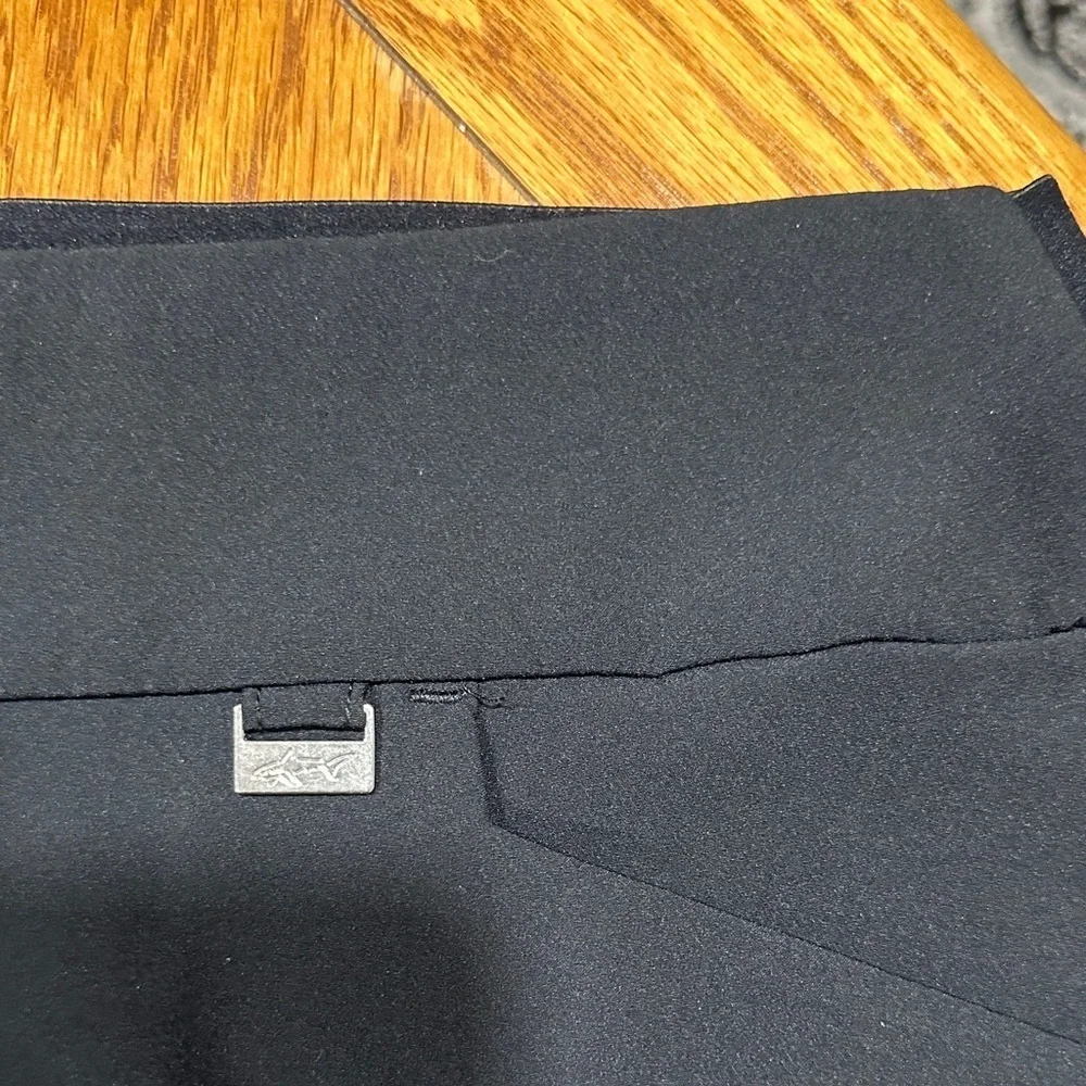 *GREG NORMAN* Plus Black Skort w/ Side Pockets x Silver Accent Size XXL
